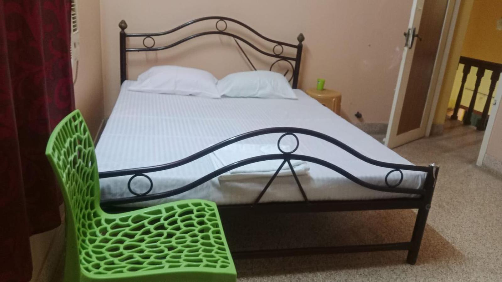Square & Stays-aala Homestay *