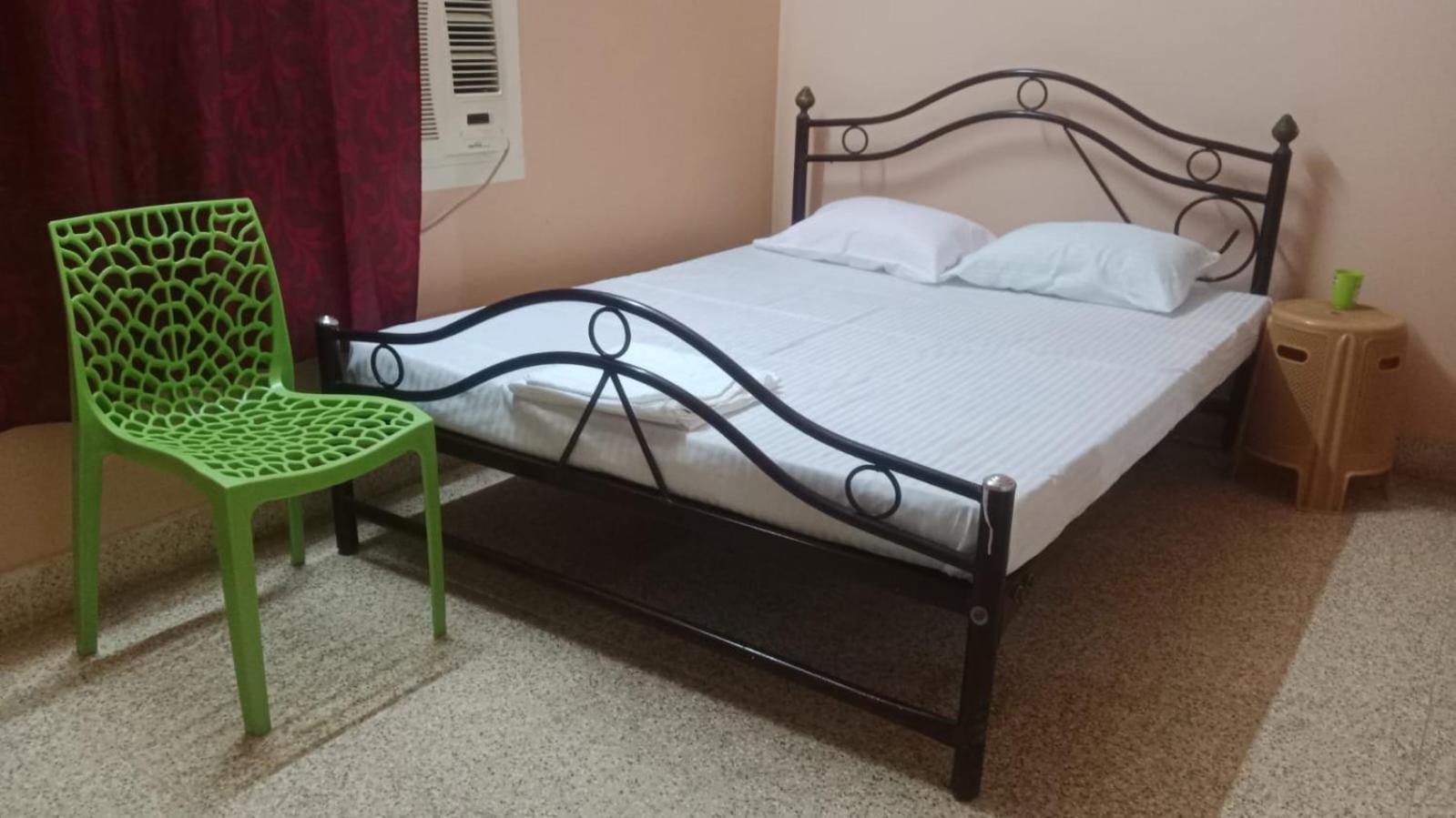 Homestay Square &
